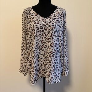 *CABI* Gray Cheetah Print Long Sleeve Blouse Size Medium